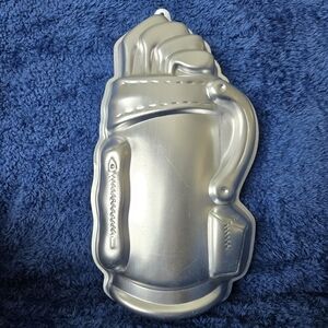 Vintage '87 Golf Bag w/ Clubs Cake Pan by Wilton